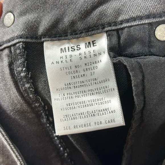 Miss Me Mid-Rise Ankle Skinny Grey Leopard Jeans | Size 29 - Picture 6 of 7